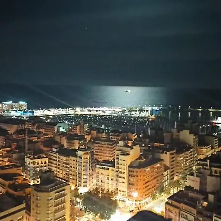 Estudio Con Impresionantes Vistas En Centro Alicante