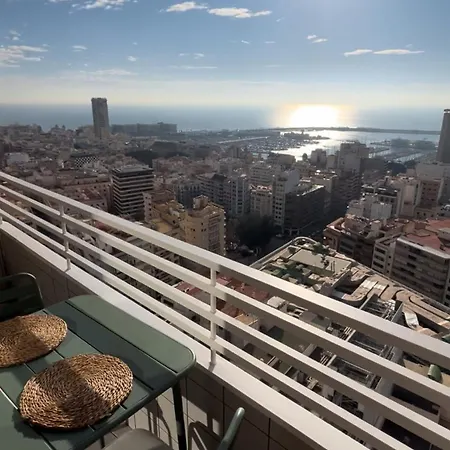 Estudio Con Impresionantes Vistas En Centro Апартаменты Аликанте